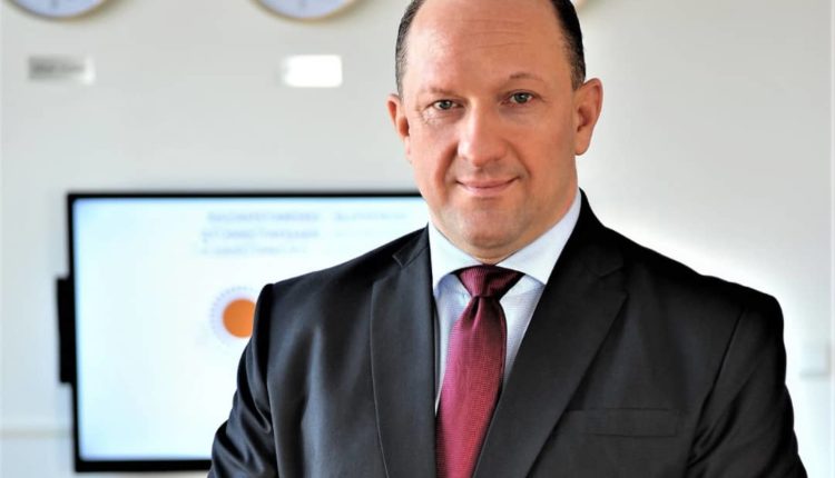 POWER TO DOMINATE: How Dejan Stancer is leading Global Business Community